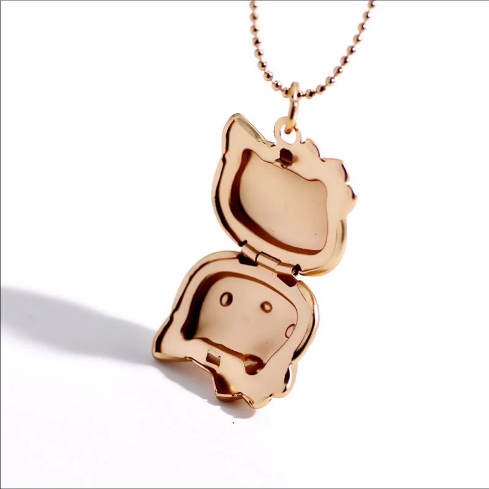Silver Hello Kitty locket - Picture 4 of 4